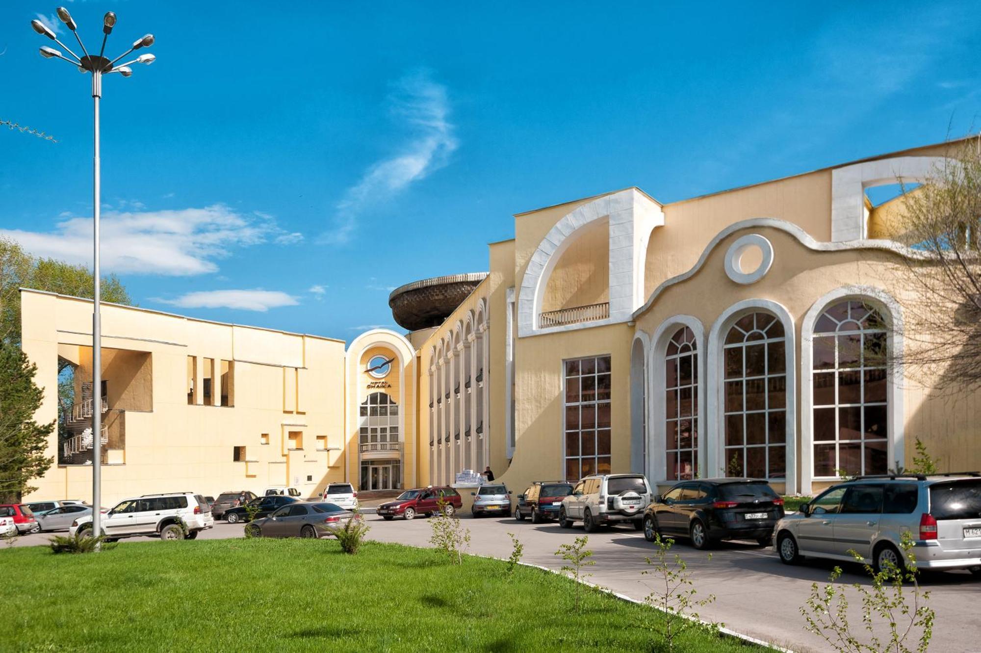 Chaika Gostinichny Kompleks Karaganda Bagian luar foto
